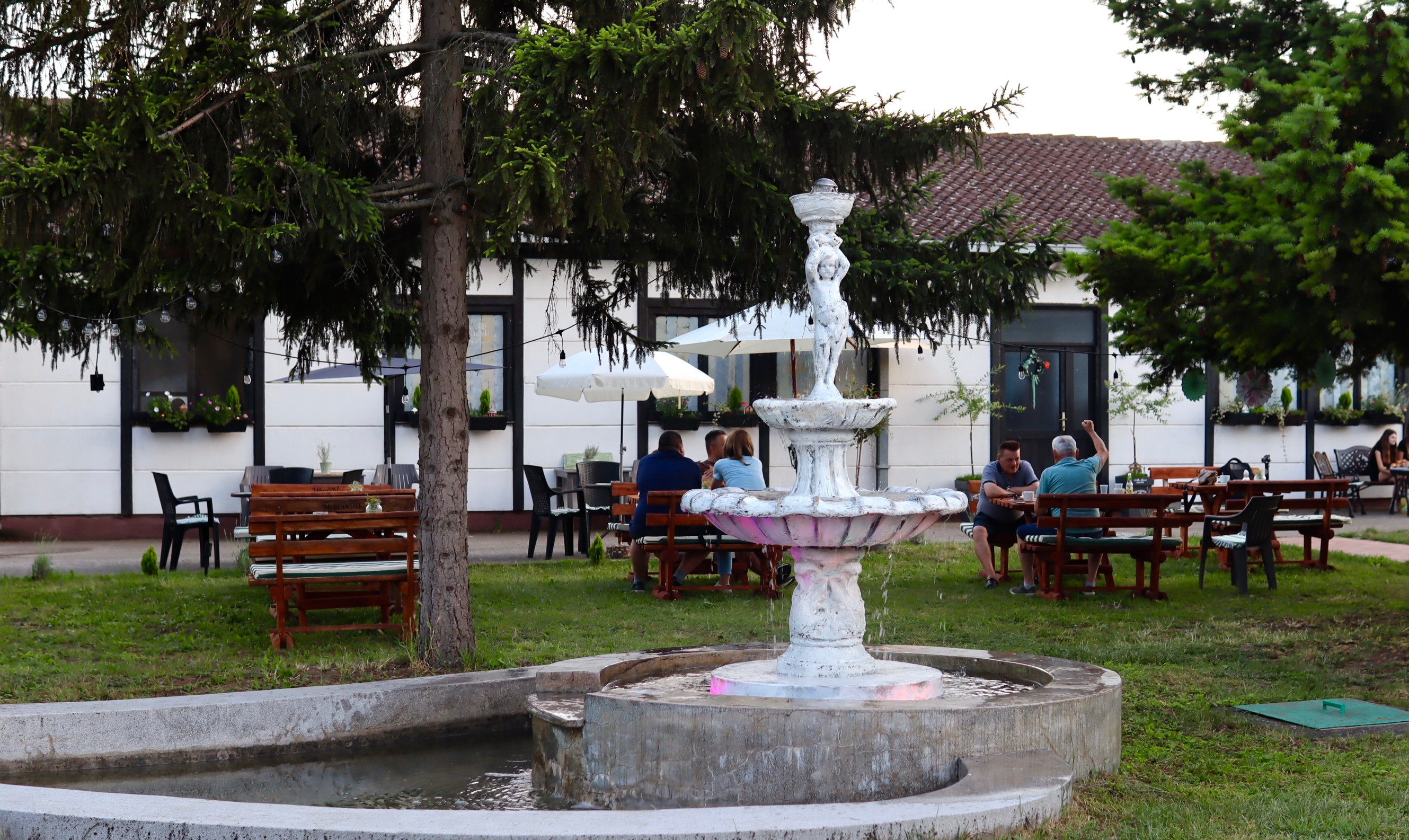Rođendan na otvorenom - zabavan trenutak